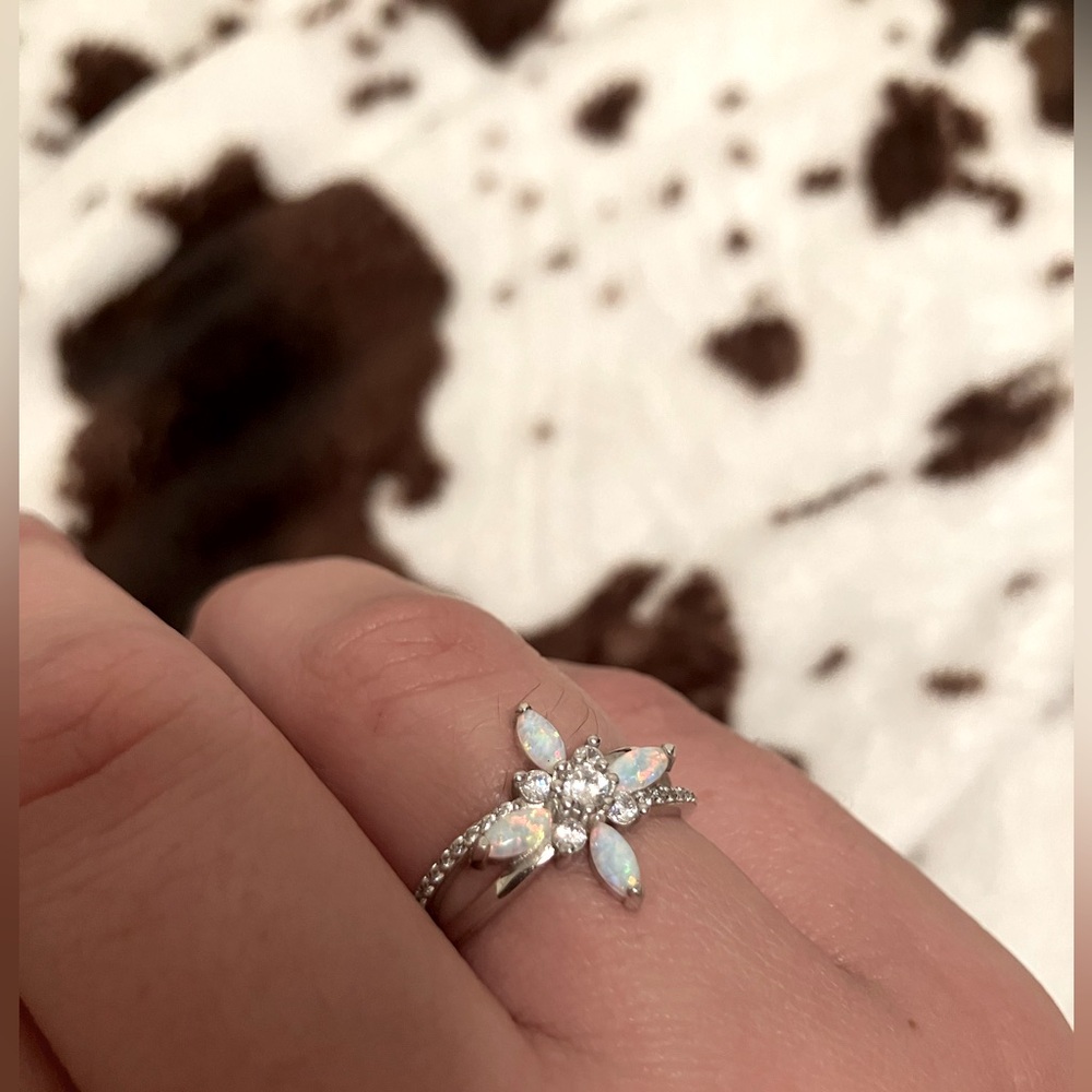 Cross/Flower Ring Sterling Silver Opal